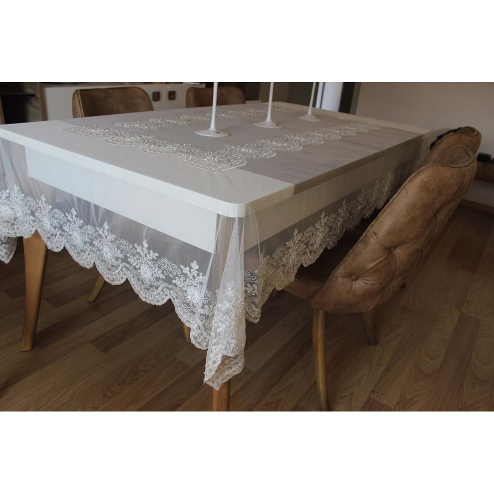 Masa Örtüsü Fransız Dantelli 160x220